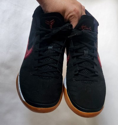 Nike Kobe Men Sz 12 922484-006 Black Gum Sole Rare