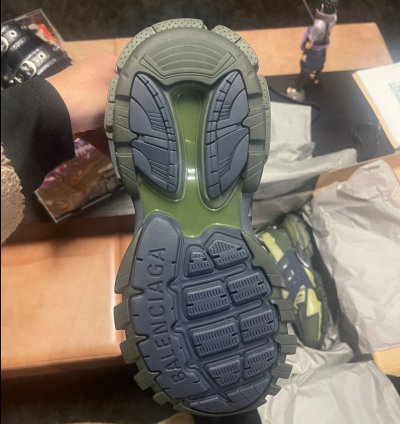 900 Track Trainer Runner Sneaker