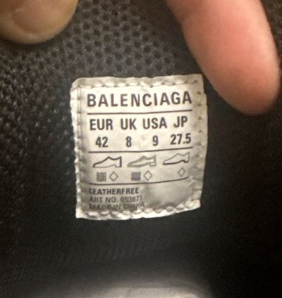 Balenciaga -pander