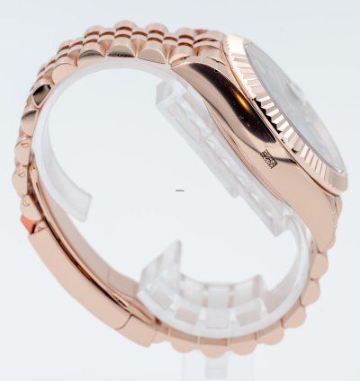 Rolex New 2025 336935 Blue Saros 18kt Rose Gold Jubilee Bracelet