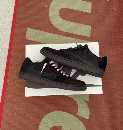 Travis Scotr Jordan 1 Low Velvet Brown 9 5 Used