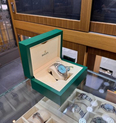 Rolex Oyster Perpetual 41 124300