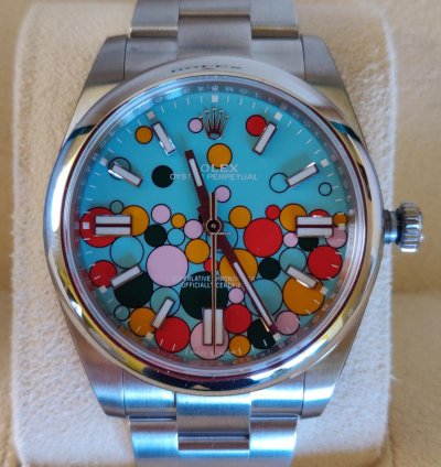 Rolex Oyster Perpetual 41 124300 41 Celebration Dial stickers