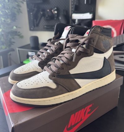 Travis Scott Air Jordan 1 High Og Mocha