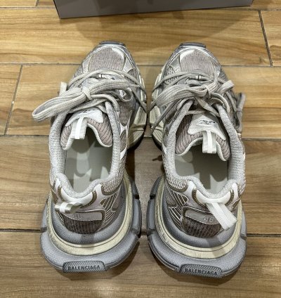 Balenciaga 3xl Eggshell