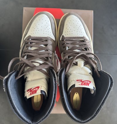 Travis Scott Air Jordan 1 High Og Mocha