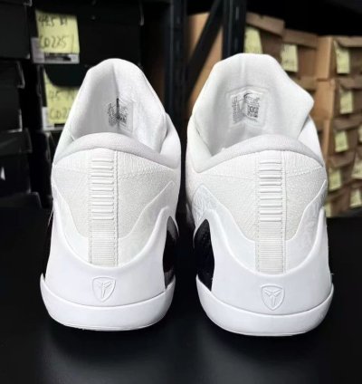 Nike Kobe Zk9 Basketball Shoes Size 46