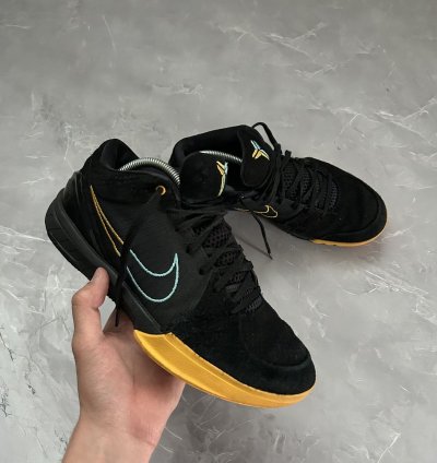 Nike Koby 4 Protro