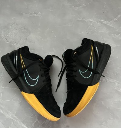 Nike Koby 4 Protro