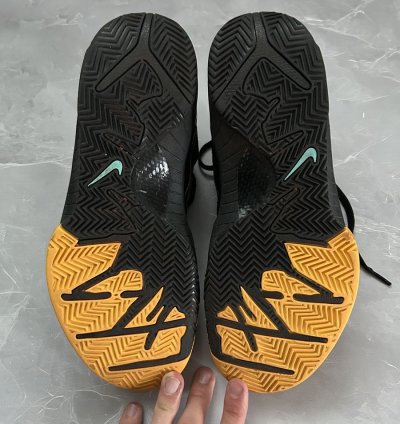 Nike Koby 4 Protro