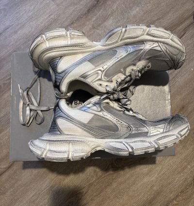Balenciaga 3xl Worn-out- White Silver