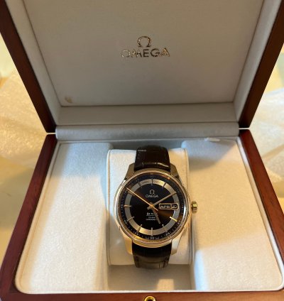 Omega De Ville Hour Vision Complete