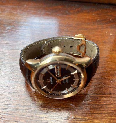 Omega De Ville Hour Vision Complete