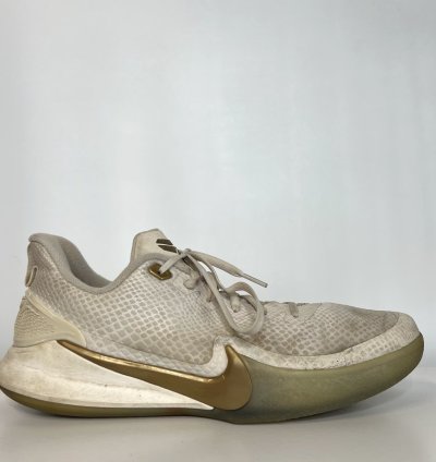 Nike Mamba Focus Metallic Gold White Low Top Basketball Sneaker Mens Size 12 Kobe