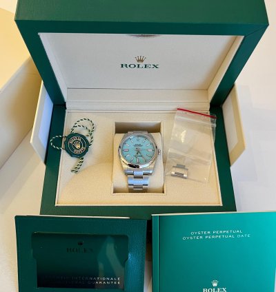 Rolex Oyster Perpetual 41 New Unworn And Full Set