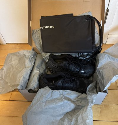 Balenciaga Bouncer Black Sneakers