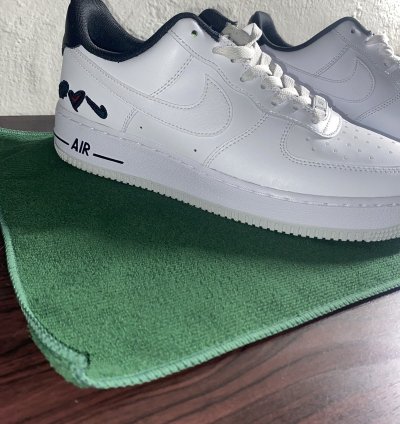 Air Force 1 07 Lv8 3 Peace Love Nike