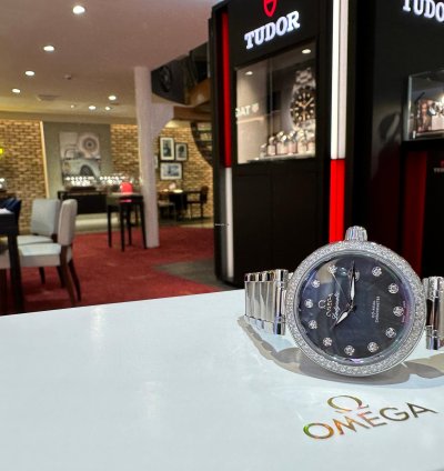 Omega De Ville Ladymatic Co-axial