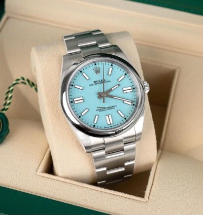 Rolex Oyster Perpetual 41 Turquoise Blue Dial 124300 Oyster Bracelet In Stock