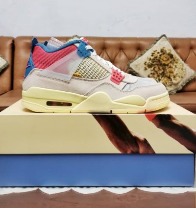 Jordan 4 Retro Union Guava Ice