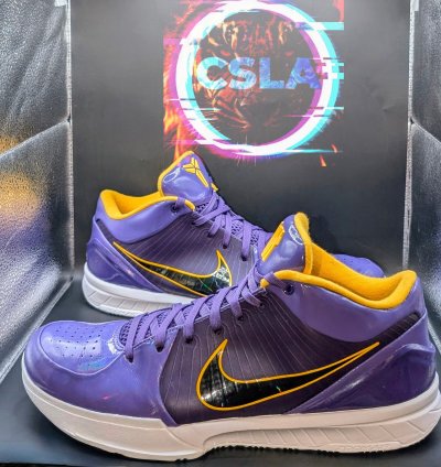 Nike Undefeated Kobe 4 Protro Court Purple La Lakers Vnds