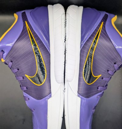 Nike Undefeated Kobe 4 Protro Court Purple La Lakers Vnds