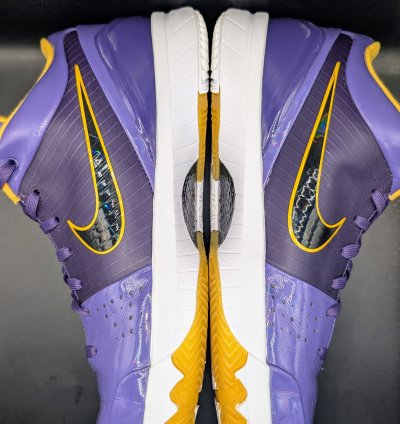 Nike Undefeated Kobe 4 Protro Court Purple La Lakers Vnds