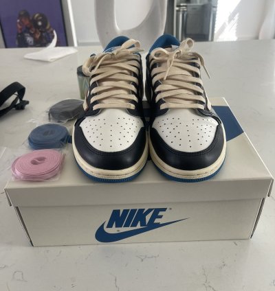 Travis Scott Jordan 1 Low
