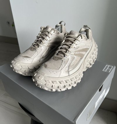 Balenciaga Defender Bouncer Sneaker