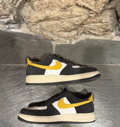 Air Force 1 07 Lv8 Athletic Club Black Gold