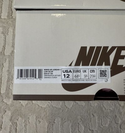 Travis Scott Jordan 1 Low Canary