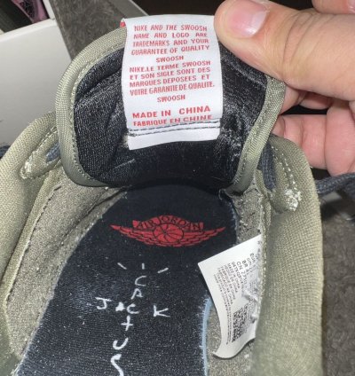 Travis Scott Jordan 1 Low Medium Olive