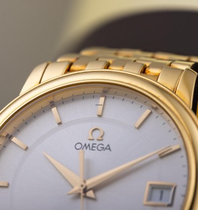 Omega De Ville Prestige Quartz Ref 41103100 18k Yellow Gold