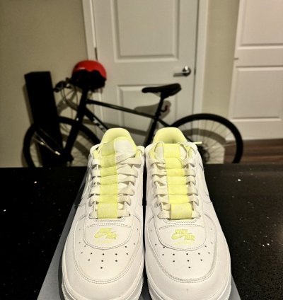 Air Force 1 07 Lv8 Double Air Pack - White Barely Volt