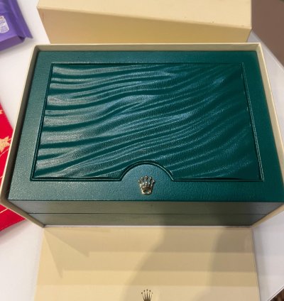 Rolex Sea-dweller 2023 Full Box Worn Twice