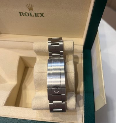 Rolex Sea-dweller 2023 Full Box Worn Twice