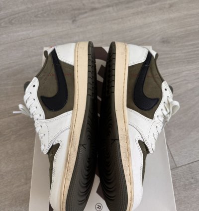 Travis Scott Jordan 1 Medium Olive
