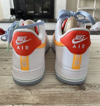 Air Force 1 07 Lv8 Kindness Day
