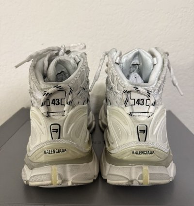Balenciaga High Top Runner Sneaker White 43