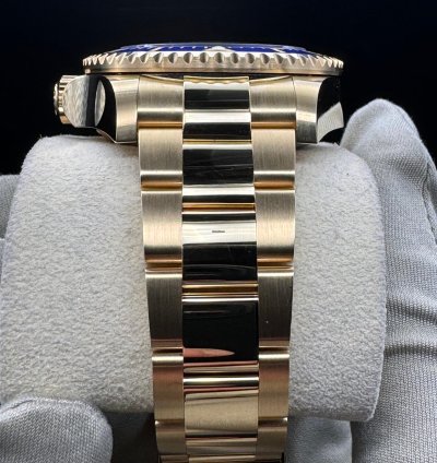 Rolex Sea-dweller Deepsea 18k Yellow Gold Blue Dial