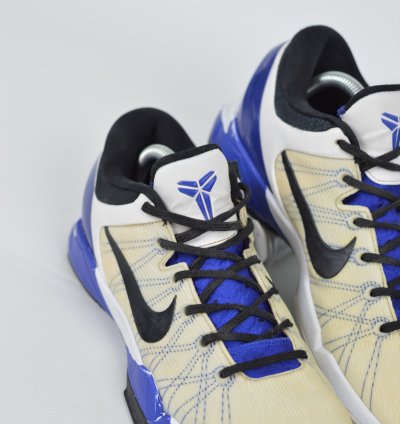 Nike Zoom Kobe 7 System Supreme Concord 2011