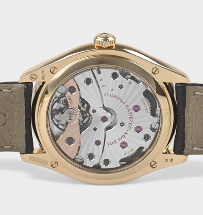 Omega De Ville Tr Sor Yellow Gold Manual Master Chronometer Power Reserve 40mm 640185001