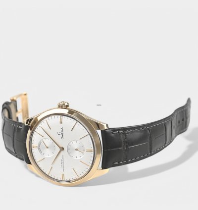 Omega De Ville Tr Sor Yellow Gold Manual Master Chronometer Power Reserve 40mm 640185001