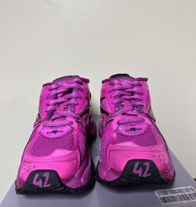 Balenciaga Low Top Runners Pink