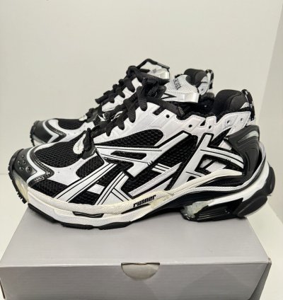 Balenciaga Men Runner Sneaker Black White Sz 12 Us 45 Eu