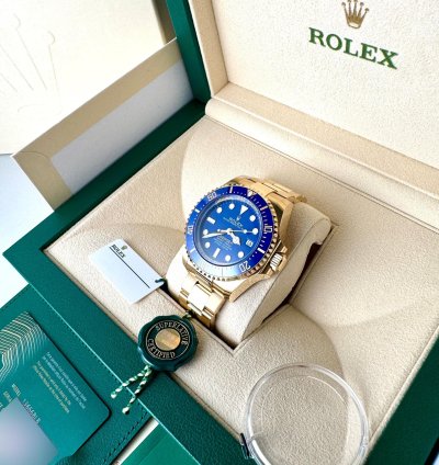 Rolex Sea-dweller Deepsea 44mm 18k Yellow Gold Blue Dial