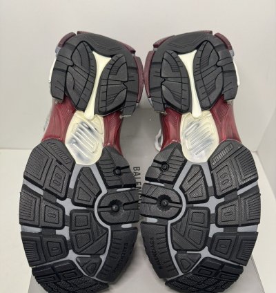 Balenciaga Men Runner Sneaker Burgundy Sz 13 Us 46 Eu