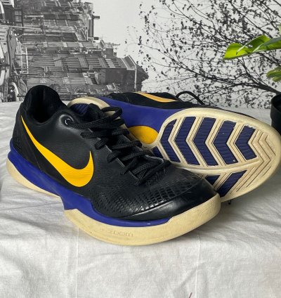 Nike Zoom Kobe Lakers Home Venomenon