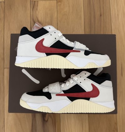 Travis Scott Jordan Jumpman Jack Tr University Red