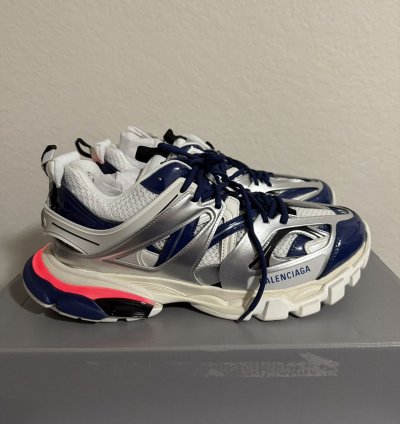 Balenciaga Metallic Track Led Sneaker 45